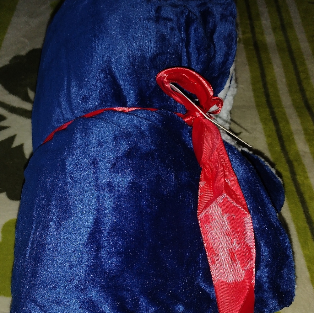 COPY - 70×50" Luxury Velvet/Sherpa Throw blanket - Picture 4 of 7